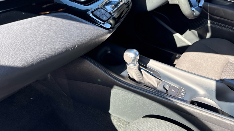 Toyota C-HR 1.8 Hybrid Icon 5dr CVT Hybrid Hatchback